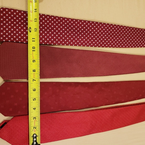 Lot of Ties - Picture 4 of 5